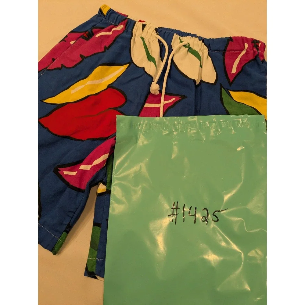 Vintage Bushwacker USA Beach Shorts Mens M Multicolor Floral Hawaiian 80s 90s